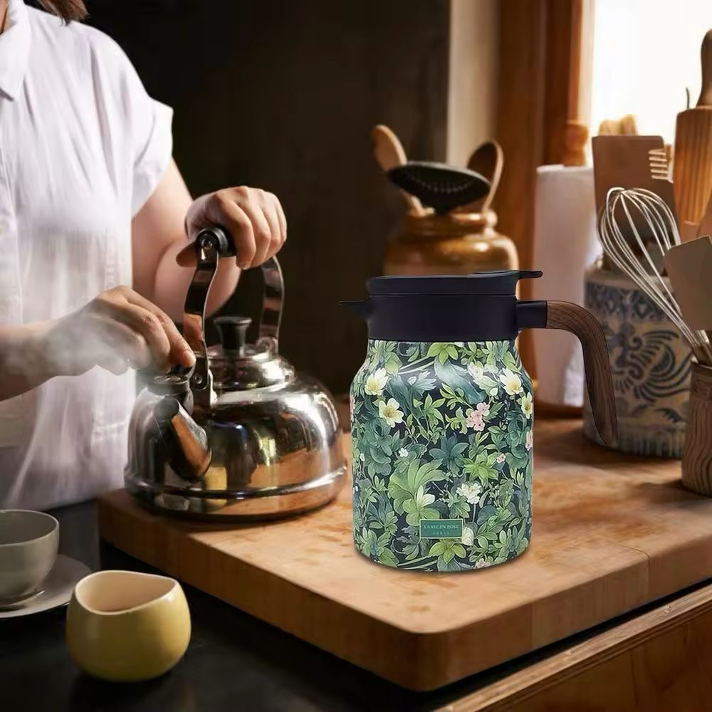 BLOOM™ | Värmekanna med integrerat tesi