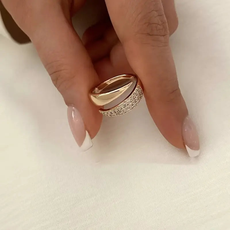 Ella | Elegance Ring