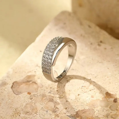Ella | Elegance Ring